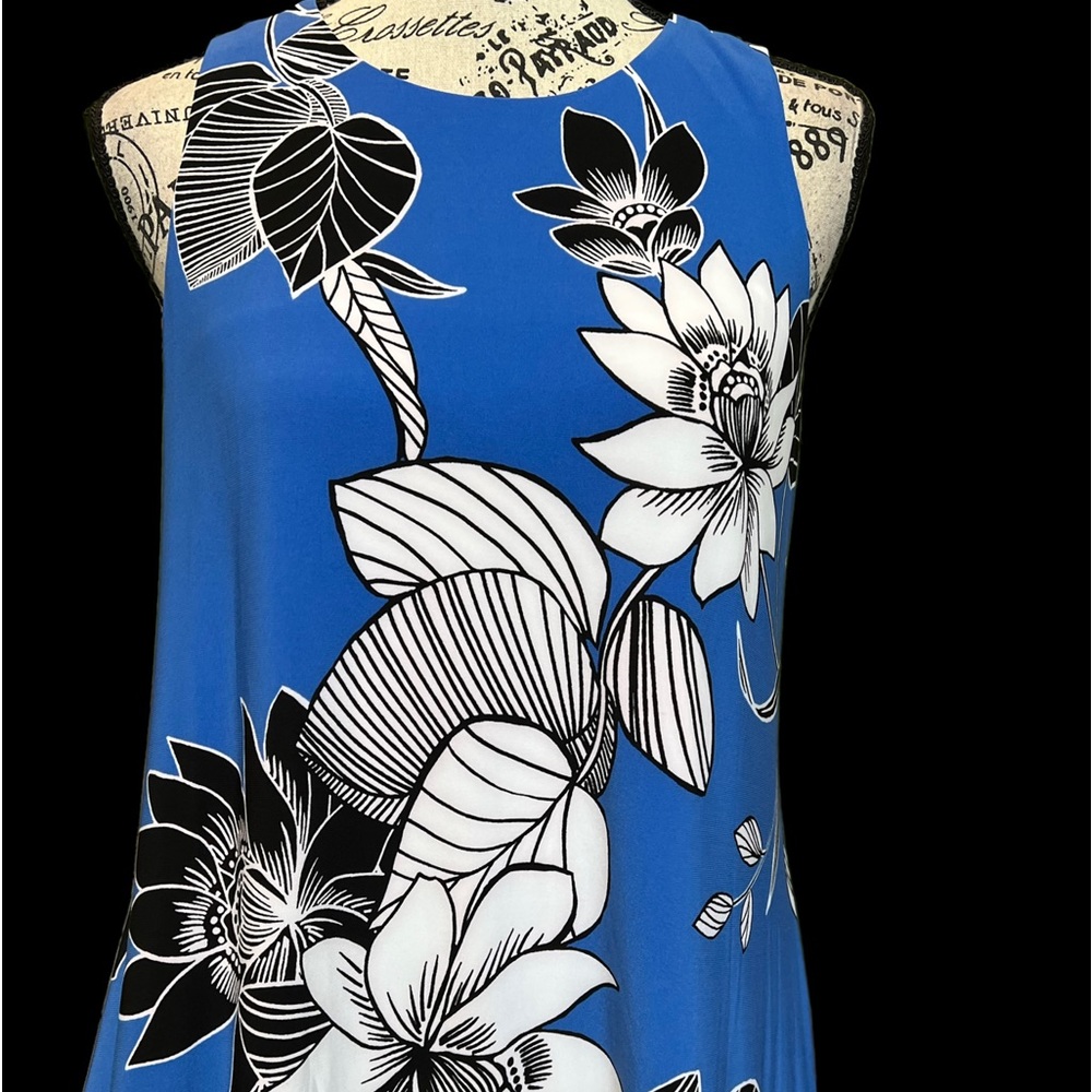 Kasper Dress - Picture 4 of 17
